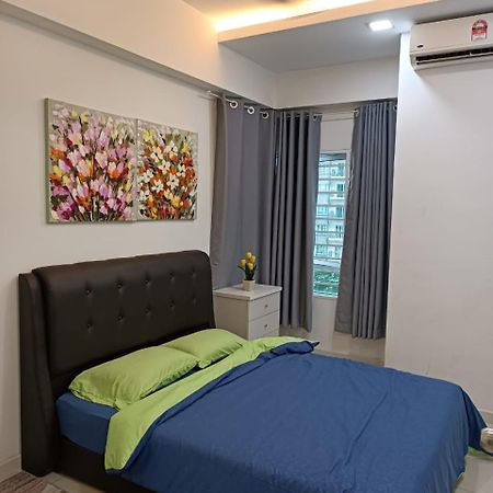 Qaisara D'Savanna Homestay@Southville City 방이 외부 사진