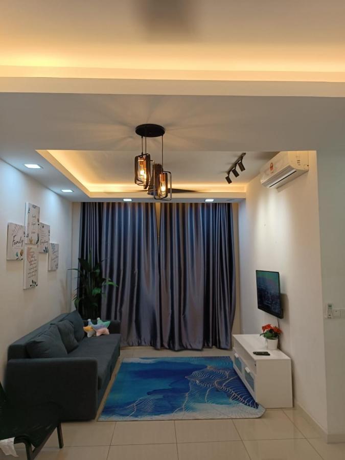 Qaisara D'Savanna Homestay@Southville City 방이 외부 사진