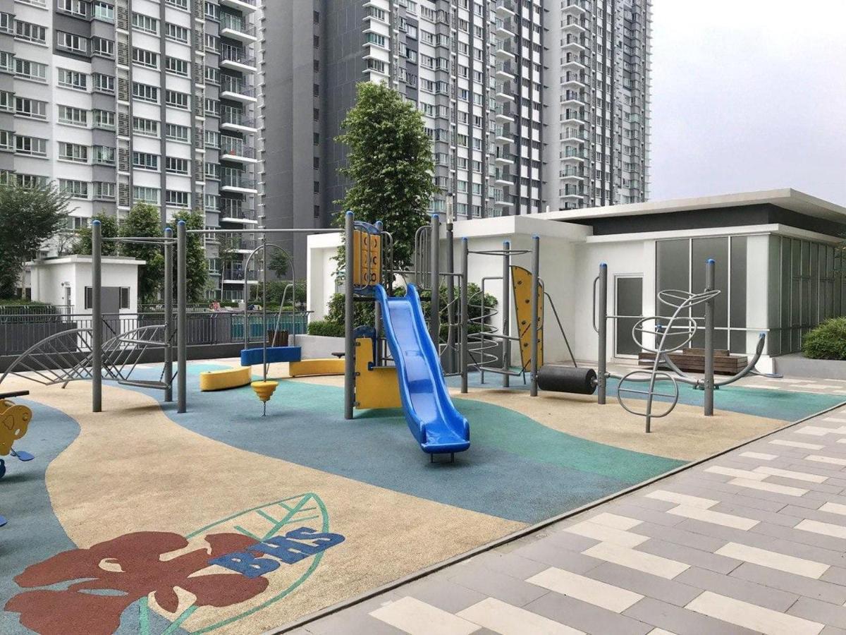 Qaisara D'Savanna Homestay@Southville City 방이 외부 사진