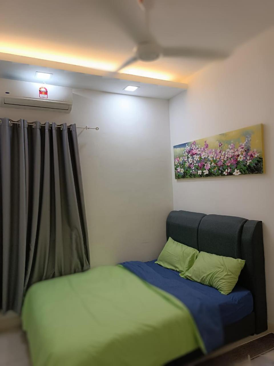 Qaisara D'Savanna Homestay@Southville City 방이 외부 사진